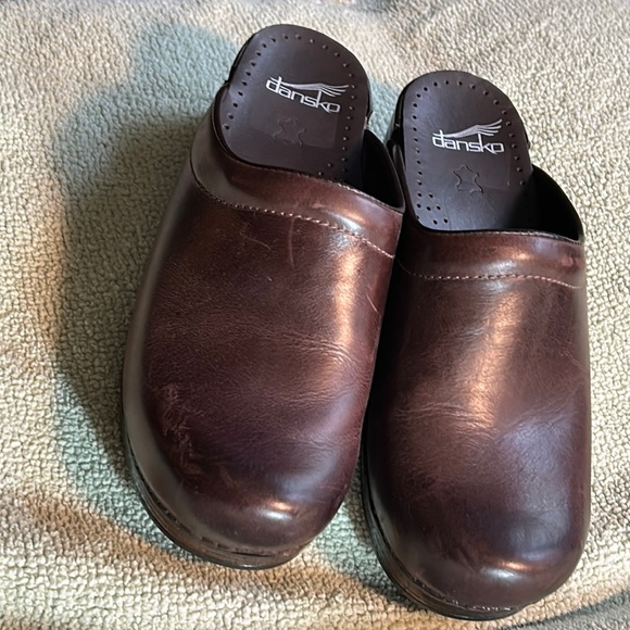 NWOT- Dansko- 39 - Picture 2 of 7